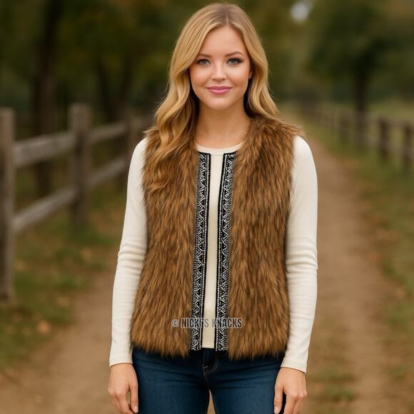 Miss Me Faux Fur Vest Beaded Trim Boho Western Festival Embellished Size M - Picture 1 of 9